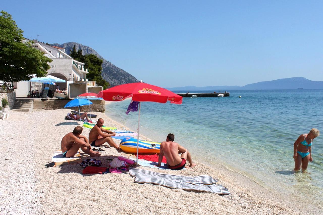 Apartments By The Sea Brist, Makarska - 11039 Екстер'єр фото