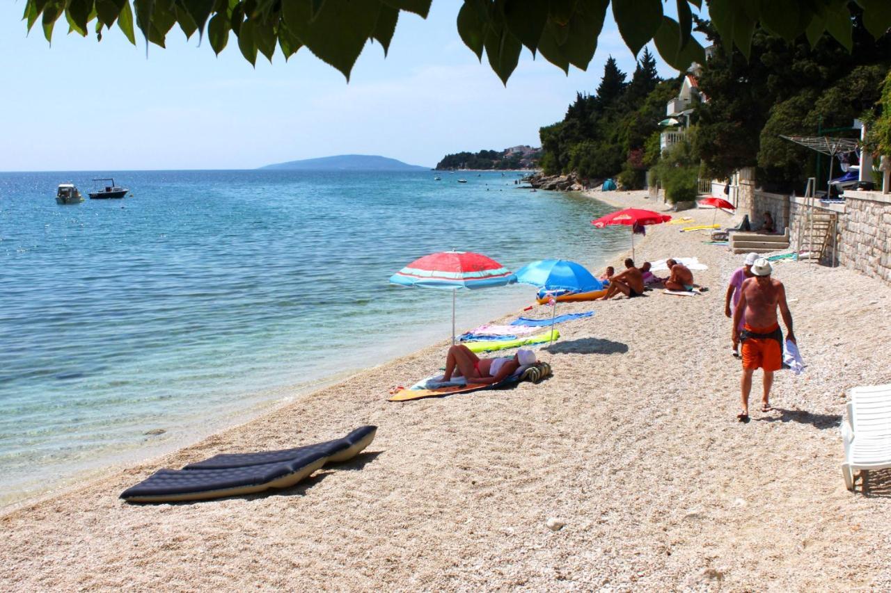 Apartments By The Sea Brist, Makarska - 11039 Екстер'єр фото