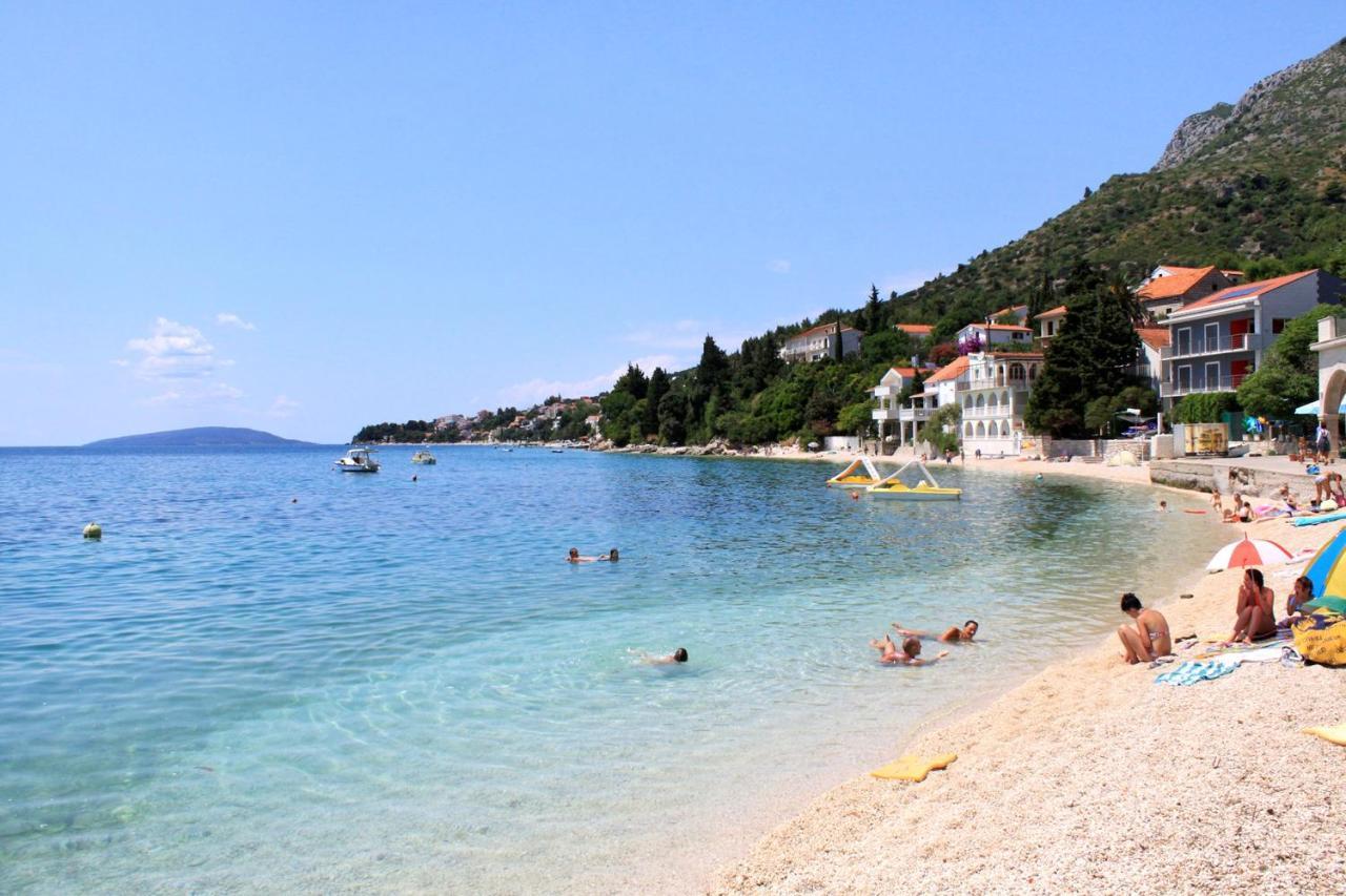 Apartments By The Sea Brist, Makarska - 11039 Екстер'єр фото